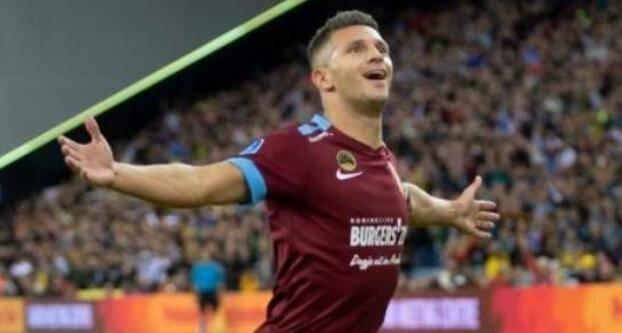 锋线上的表 锋线上的表